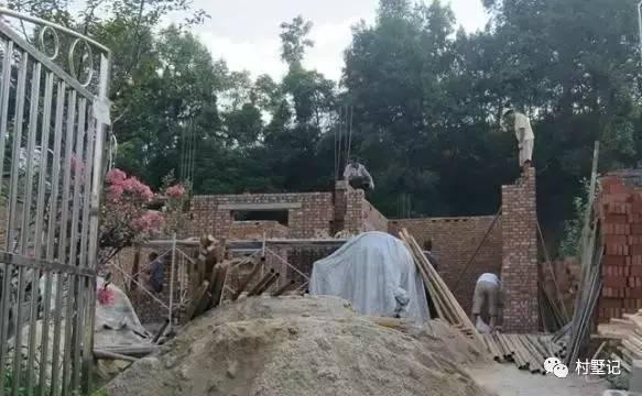 陜西二層農(nóng)村小別墅，建好了風(fēng)格很別致