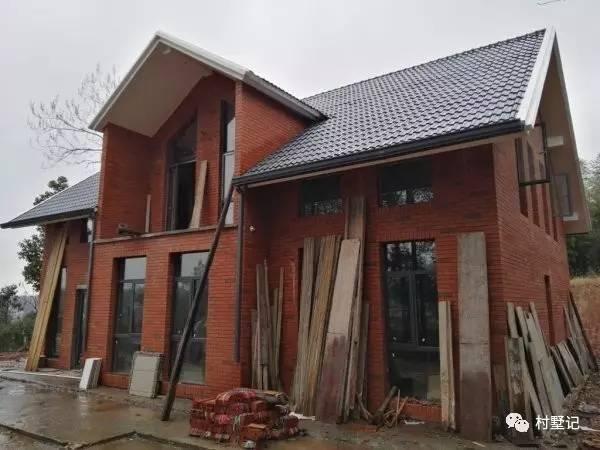 這些建好的農(nóng)村別墅，可能比城里商品房好100倍