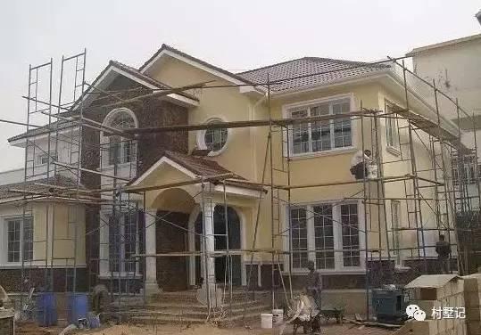 這些建好的農(nóng)村別墅，可能比城里商品房好100倍