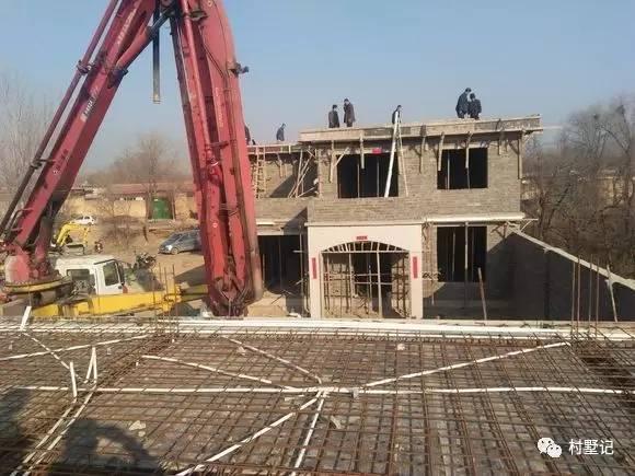 江西老張自建二層農(nóng)村別墅，鄰居沒建整天都說好后悔