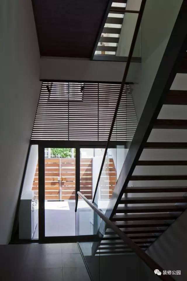 7.5X15米現(xiàn)代鄉(xiāng)村別墅，設(shè)計(jì)核心是采光，帶地下室含平面圖