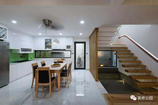 農(nóng)村別墅臨街建，6米寬三側(cè)無(wú)窗，如何兼顧隱私與采光？含平面圖