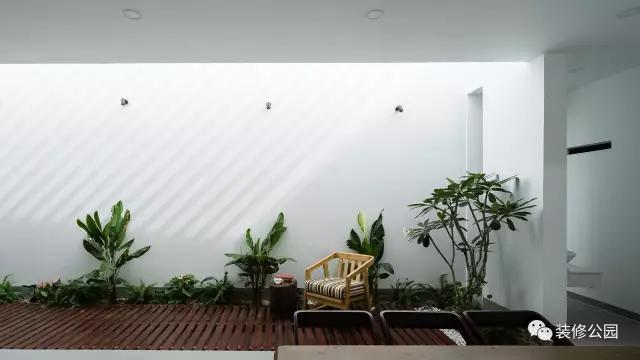 傳統(tǒng)堂屋加現(xiàn)代客廳，這才是農(nóng)村別墅正確打開(kāi)方式