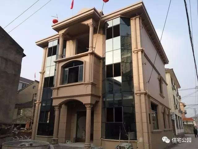 12套30萬建成農(nóng)村別墅，第3套南北適合第6套丑哭卻是首選？