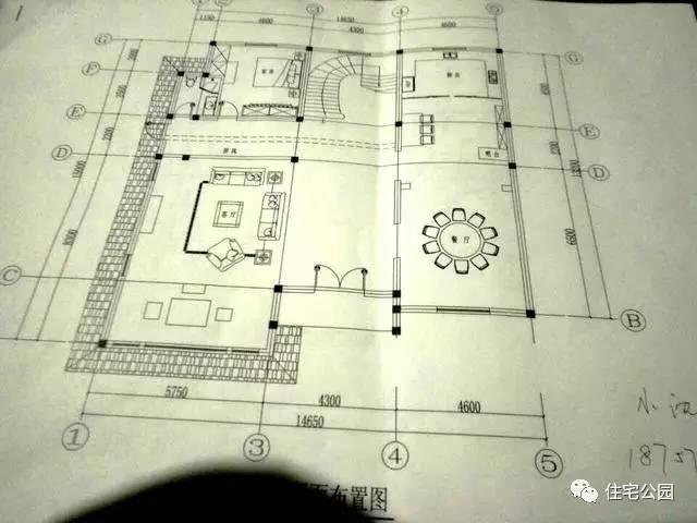 12套30萬建成農(nóng)村別墅，第3套南北適合第6套丑哭卻是首選？