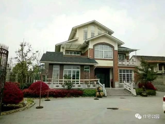 12套30萬建成農(nóng)村別墅，第3套南北適合第6套丑哭卻是首選？