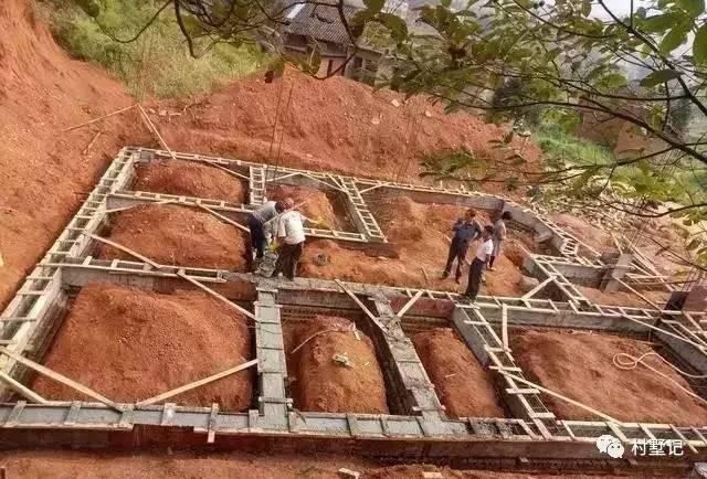 實拍現(xiàn)在的農(nóng)村二層別墅，人人都能建