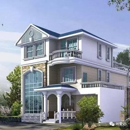 30萬建造這套帶車庫的挑空別墅，把日子過的紅紅火火