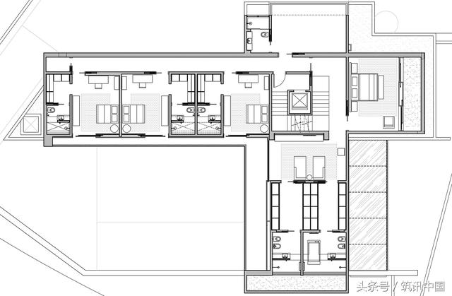 海南設(shè)計很新穎的房子帶庭院和室內(nèi)裝修設(shè)計圖
