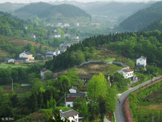 農(nóng)村有宅基地就是好，可以自建喜歡的別墅！