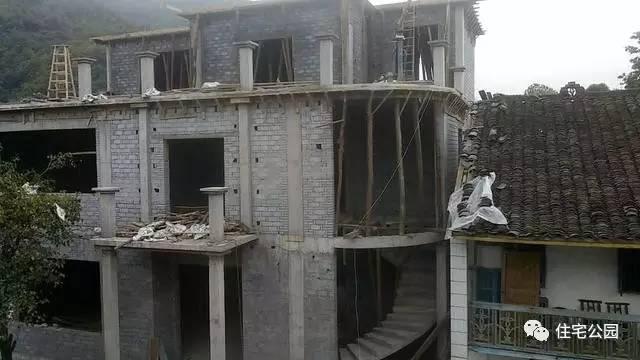 拒絕房奴，80后湖南小伙自建3層框架別墅，造價(jià)你想不到！