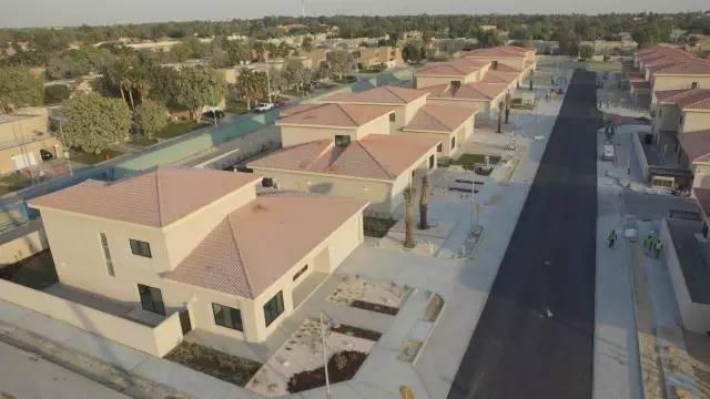 沙漠中能建別墅群？中國(guó)鐵建告訴你，我能！