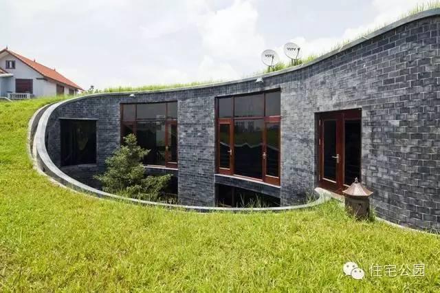 別墅 | 自建房別墅做成這樣也是絕了，滿眼的綠色！