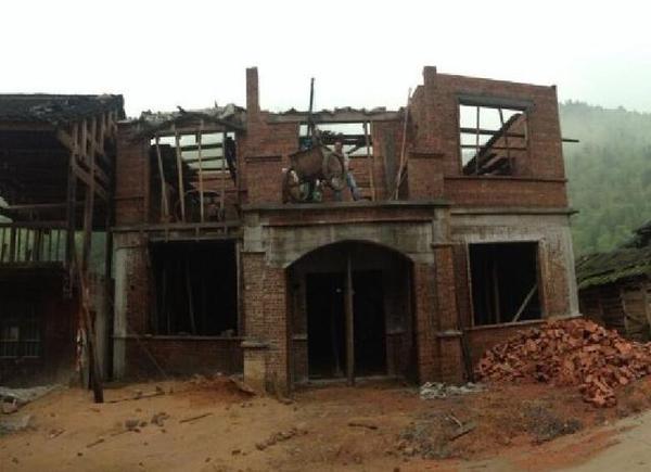 貸款借錢，一拿到5千元圖紙立刻蓋起34萬農(nóng)村別墅！