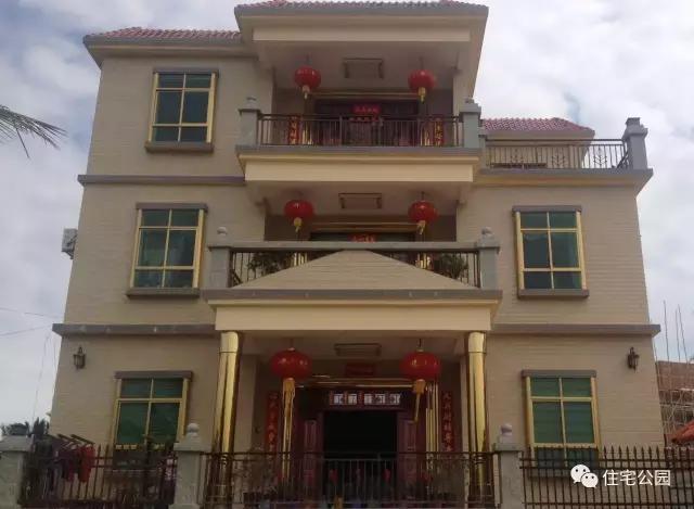 帶地下室的農(nóng)村三層別墅，造價(jià)100萬，實(shí)拍！