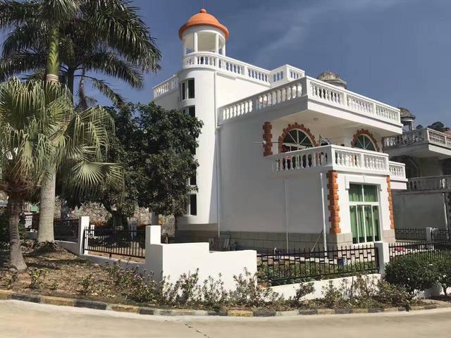 曬曬我在深圳大梅沙三千萬的海景別墅！