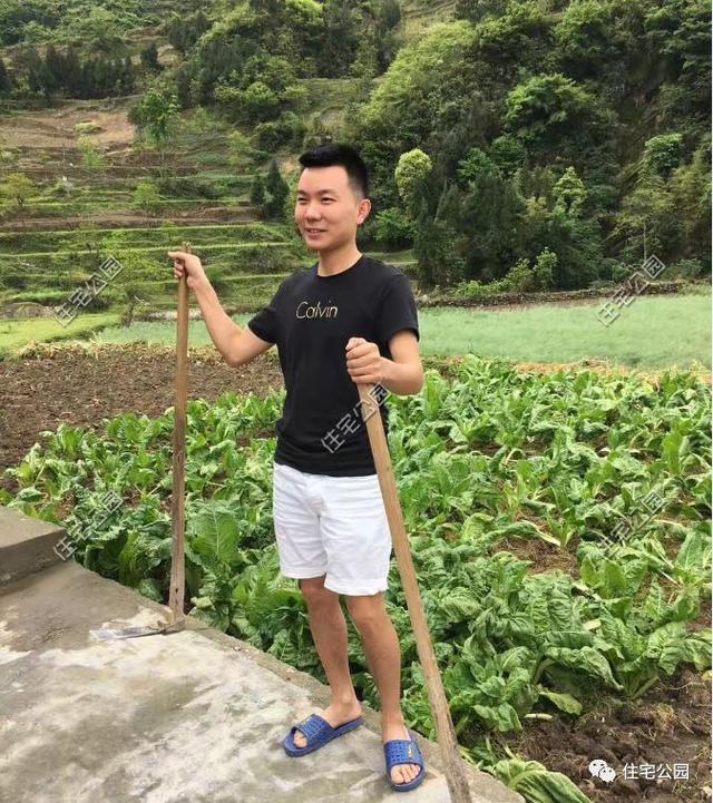 貴州小伙60萬(wàn)建3層別墅，附設(shè)計(jì)圖和完工圖，讓城里人眼紅去吧