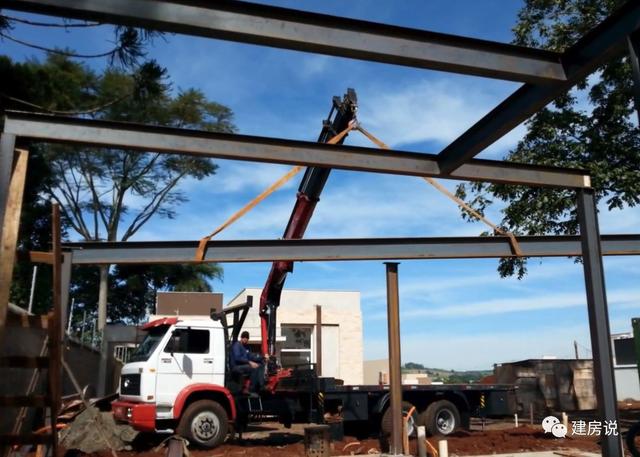 半個月蓋好一棟輕鋼別墅，看看國外都是怎么建房的！