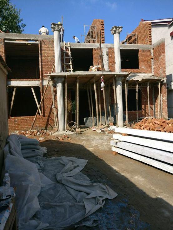 小伙20萬(wàn)做三層自建房，看完施工過(guò)程誰(shuí)還敢??？