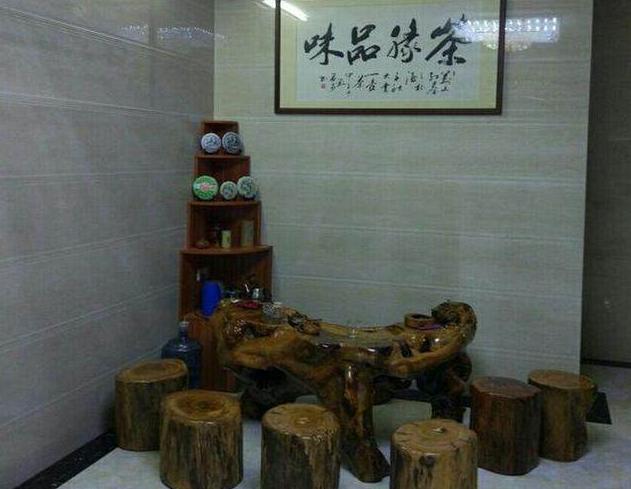 婆家三層小別墅總算蓋好了，光看這外表已經(jīng)是村里第一大戶了！