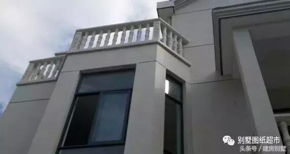 為我新落成的別墅，造了大部分農(nóng)村人都見(jiàn)過(guò)的小火灶！