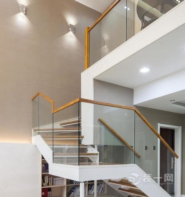 清淡隨性 廈門-圣地亞哥226平-現(xiàn)代風-別墅裝修效果圖！