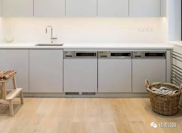 曬曬我家新蓋起來(lái)的別墅，花費(fèi)50w，這樣式村里找不出第二家！