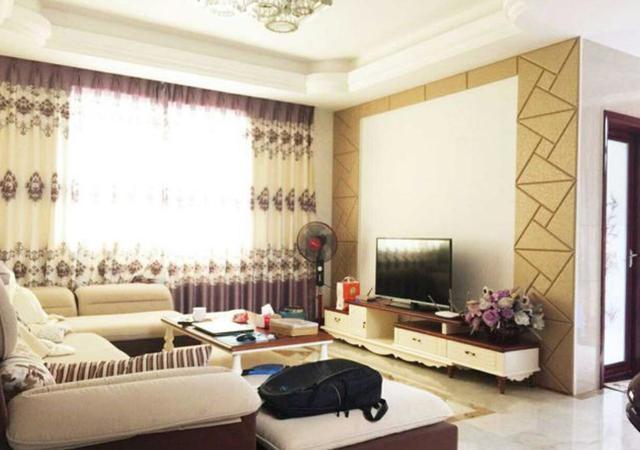 老爸花40W在農(nóng)村蓋這棟別墅，找我相親的姑娘都踏破門檻了！