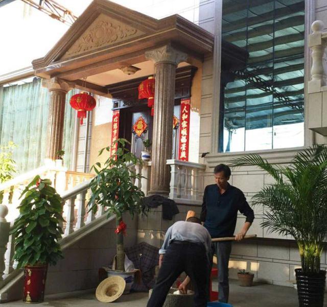 老爸花40W在農(nóng)村蓋這棟別墅，找我相親的姑娘都踏破門檻了！