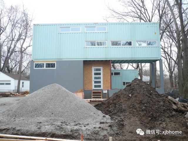 她用5個(gè)集裝箱，建起一棟絕美別墅！