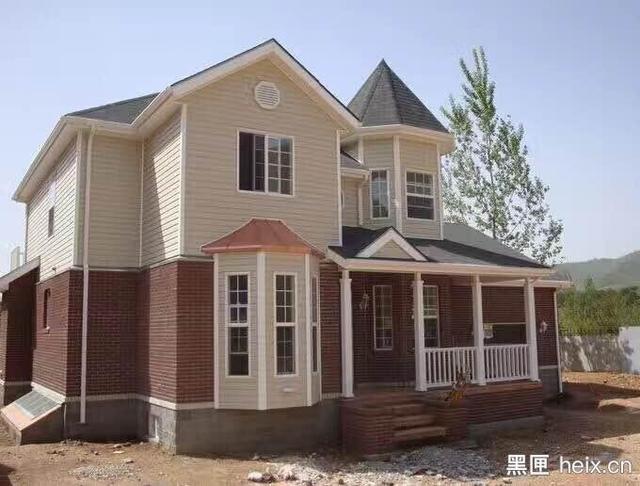 他為90后農(nóng)民蓋別墅，看房還可以用VR