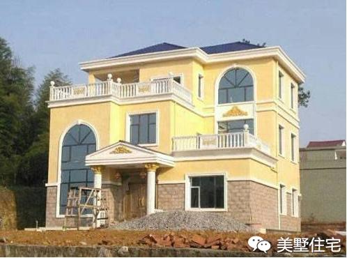 11x11米歐式三層小別墅戶型圖，3種外觀配色，各有千秋