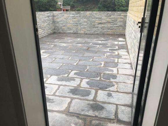 曬曬剛蓋好鄉(xiāng)村小別墅，找老婆就靠它了