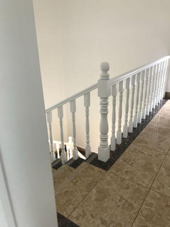 曬曬剛蓋好鄉(xiāng)村小別墅，找老婆就靠它了