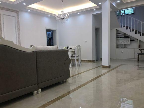 曬曬剛蓋好鄉(xiāng)村小別墅，找老婆就靠它了