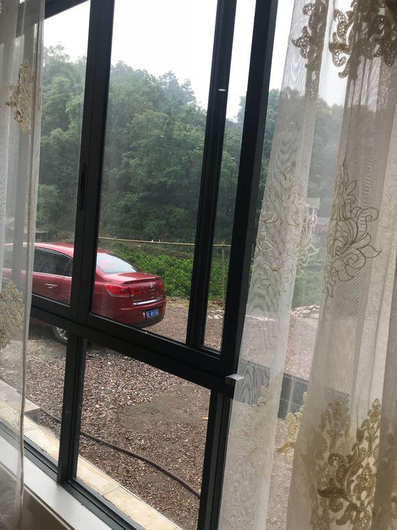 曬曬剛蓋好鄉(xiāng)村小別墅，找老婆就靠它了