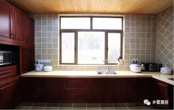 在農(nóng)村花30萬自建房，看起來像百萬效果