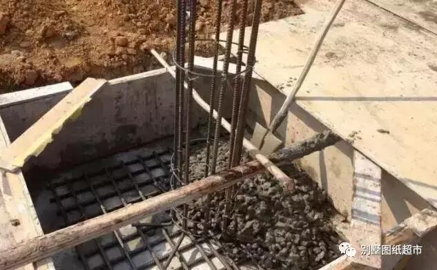 農(nóng)村自建房基礎(chǔ)施工這么做才能又穩(wěn)又安全，別再花冤枉錢了