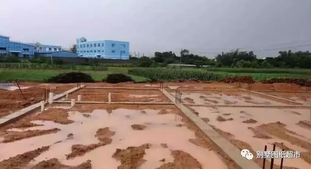 農(nóng)村自建房基礎(chǔ)施工這么做才能又穩(wěn)又安全，別再花冤枉錢了