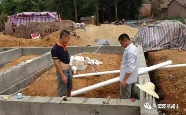 農(nóng)村自建房基礎(chǔ)施工這么做才能又穩(wěn)又安全，別再花冤枉錢了