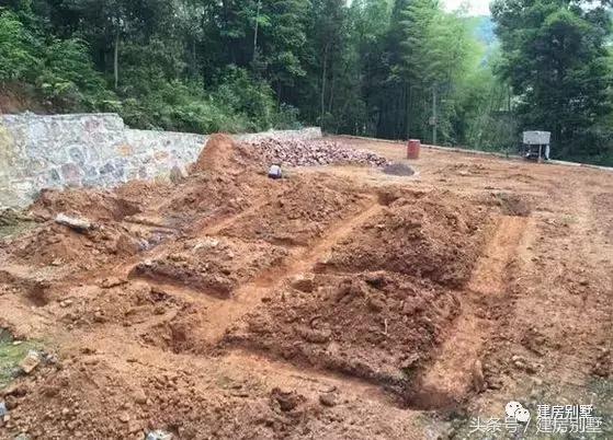 曬曬我家和表哥家的自建房，有設計和沒設計區(qū)別真大