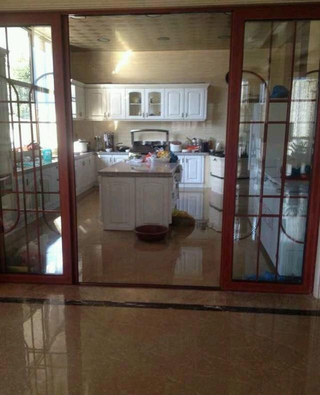 曬曬我家2000平山村小別墅，光裝修花了200多萬！