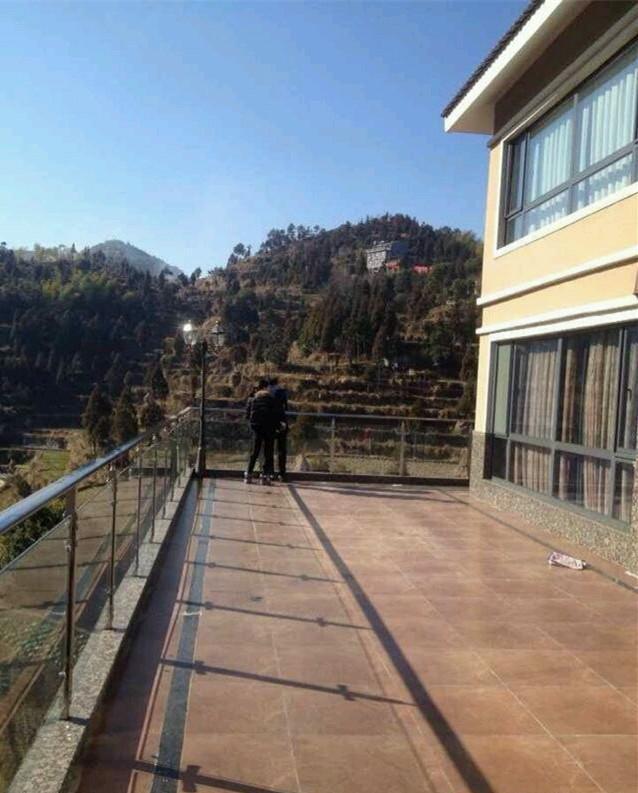 曬曬我家2000平山村小別墅，光裝修花了200多萬！