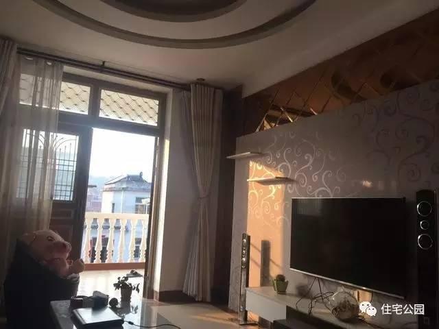 父子二人攜手設計圖紙，60萬建舒適別墅！