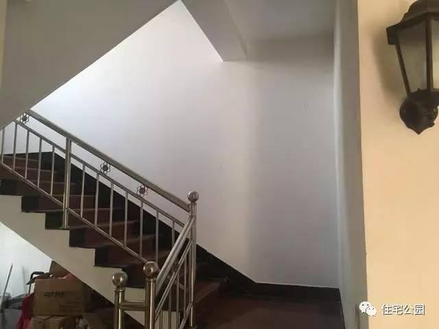 父子二人攜手設計圖紙，60萬建舒適別墅！