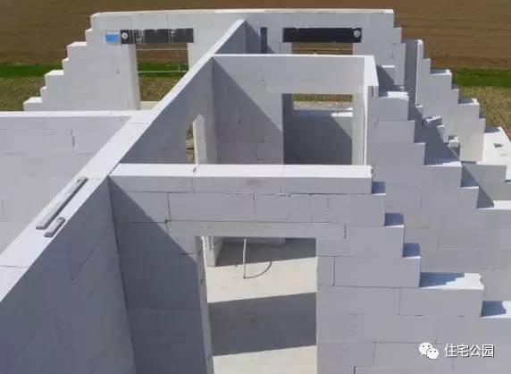 當(dāng)紅磚被禁后我們用什么蓋別墅？看看德國(guó)人怎么做！