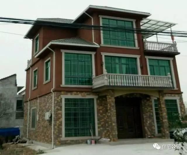 實(shí)拍農(nóng)村人30萬自建別墅，城里人看了都羨慕這樣的房子！