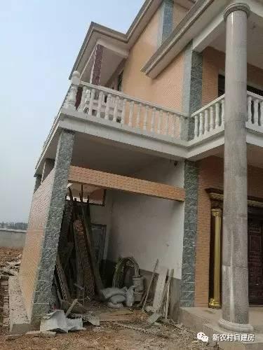 最經(jīng)典的建房案例，只要35萬，帶旋轉樓梯和平面圖！