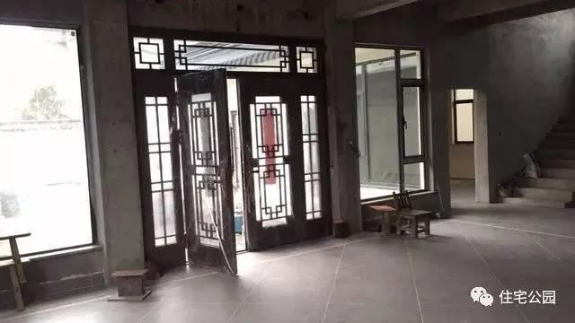 實拍江蘇農(nóng)村自建別墅，這房子城里人奮斗一生也住不起！