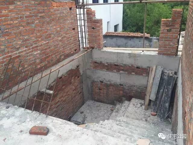 實拍江蘇農(nóng)村自建別墅，這房子城里人奮斗一生也住不起！